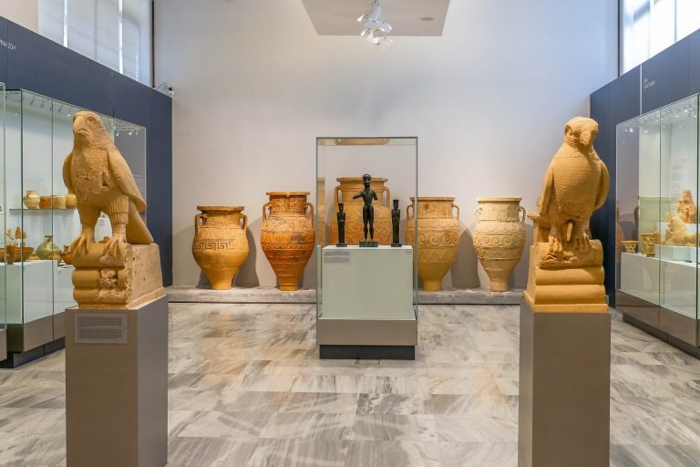 Heraklion Archeological Museum | AllinCrete Travel Guide for Crete