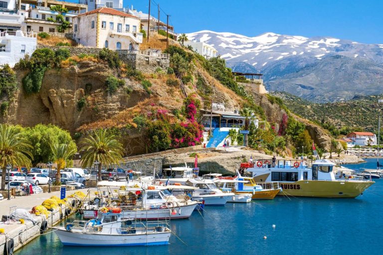 Agia Galini Village In Rethymno 